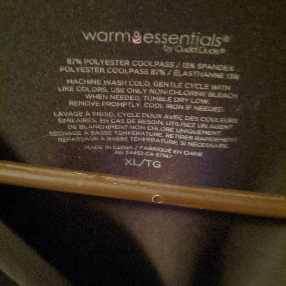 Warm Essentials - Picture 2 of 3